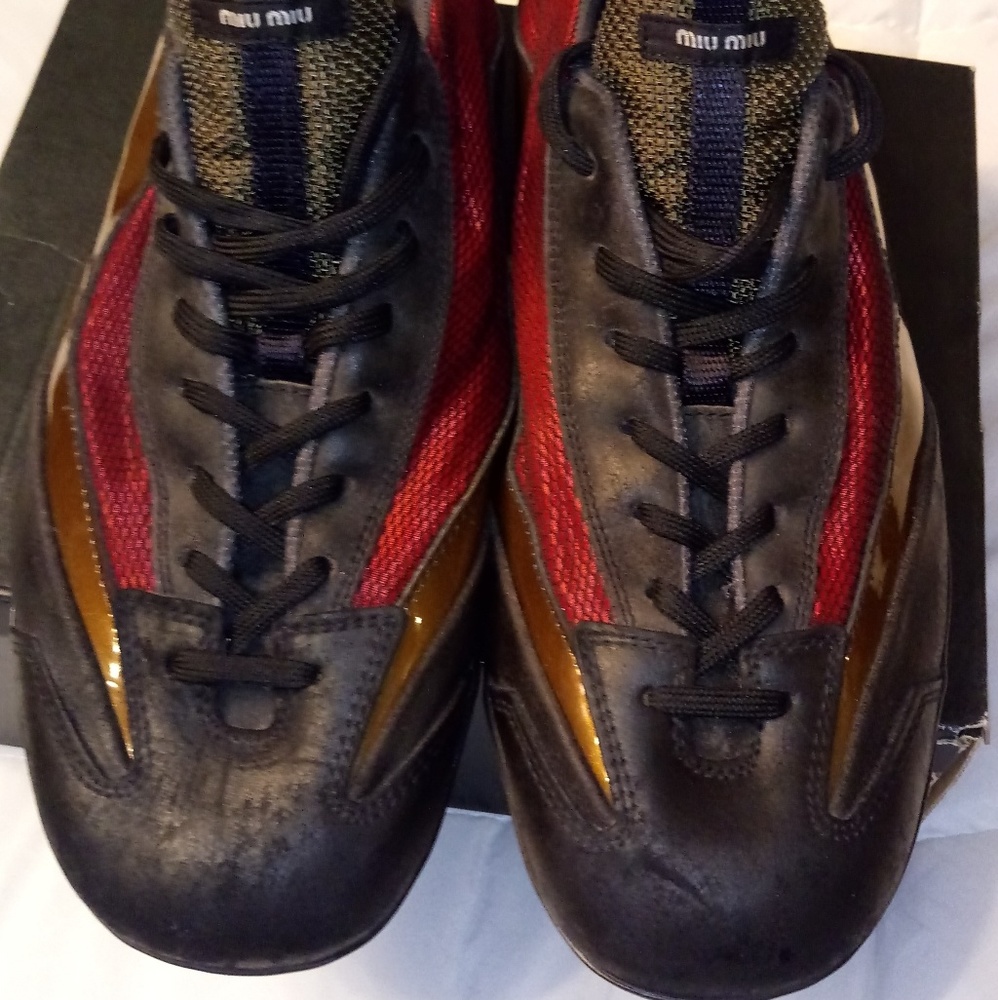 Miu miu size 8 on label but measures almost 12inch